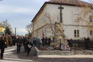 Obnovila sa socha hrdinov vo Svodíne